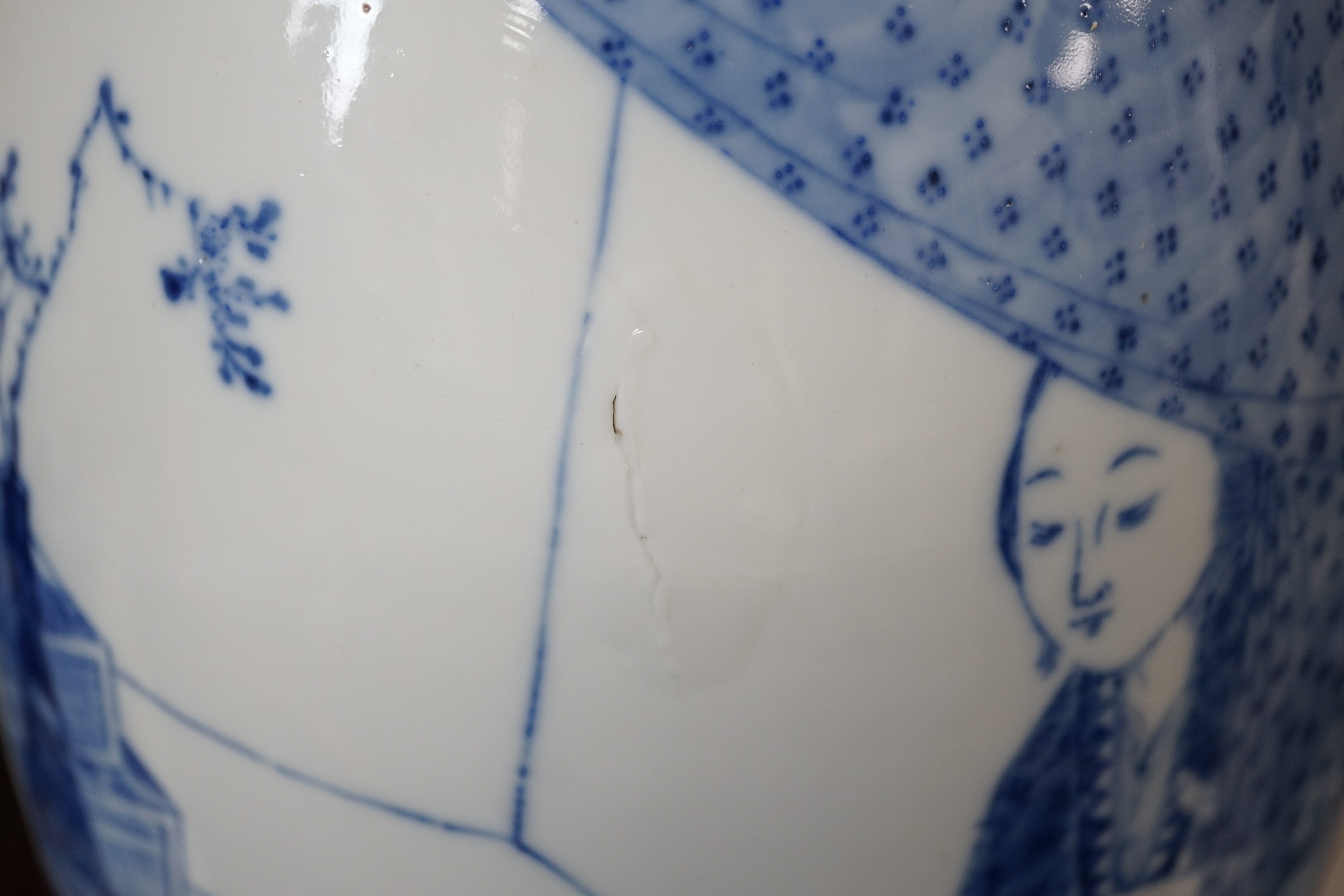 A large Chinese blue and white ovoid vase, early 20th century, firing crack